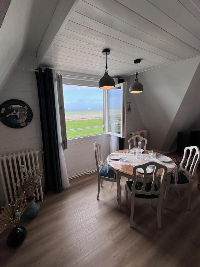 L'Air De La Mer Deux Etoiles Dieppe Ngoại thất bức ảnh